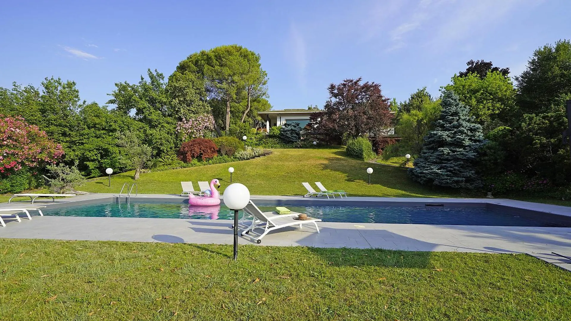 Villa Barbara San Felice del Benaco Italy