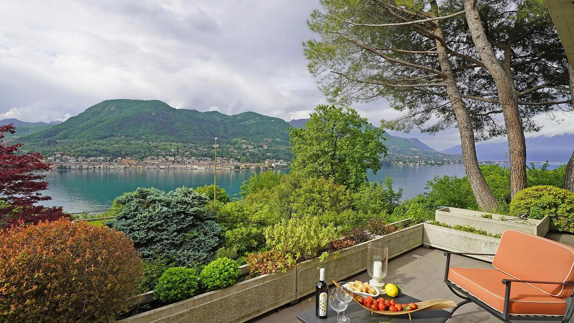 Villa Barbara San Felice del Benaco Italy